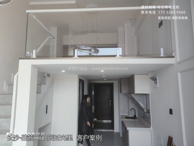 立柱夹玻璃楼梯扶手 玻璃护栏