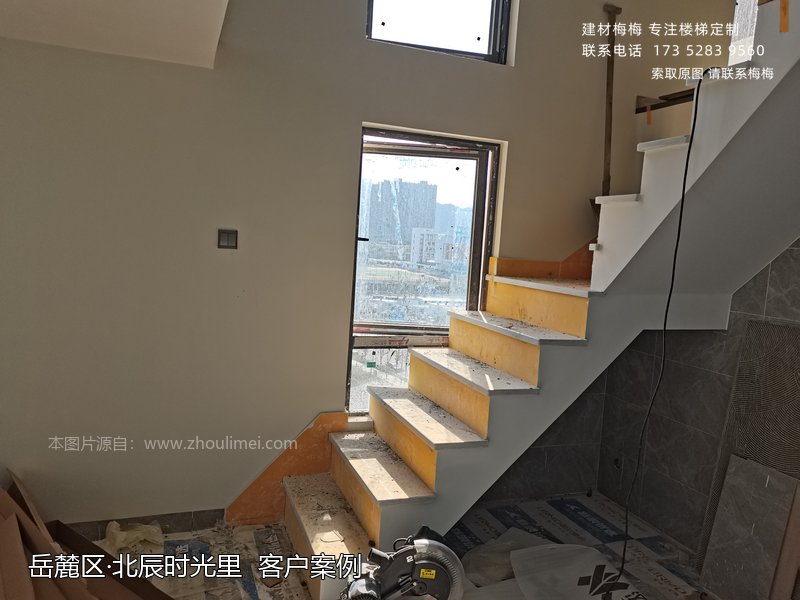 复式公寓