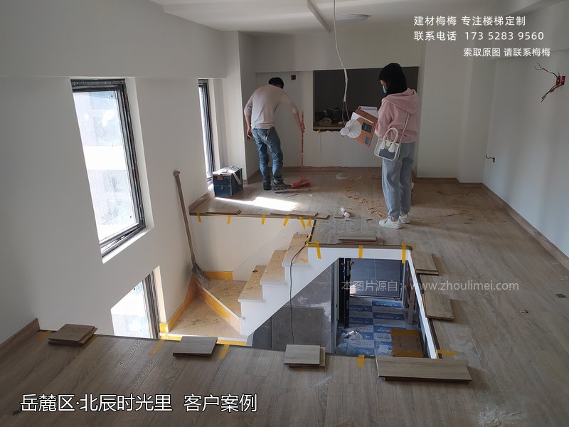 楼梯扶手安装