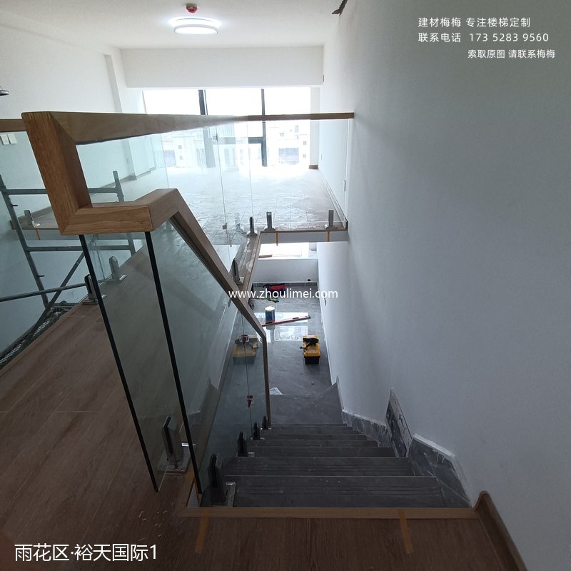 玻璃扶手
