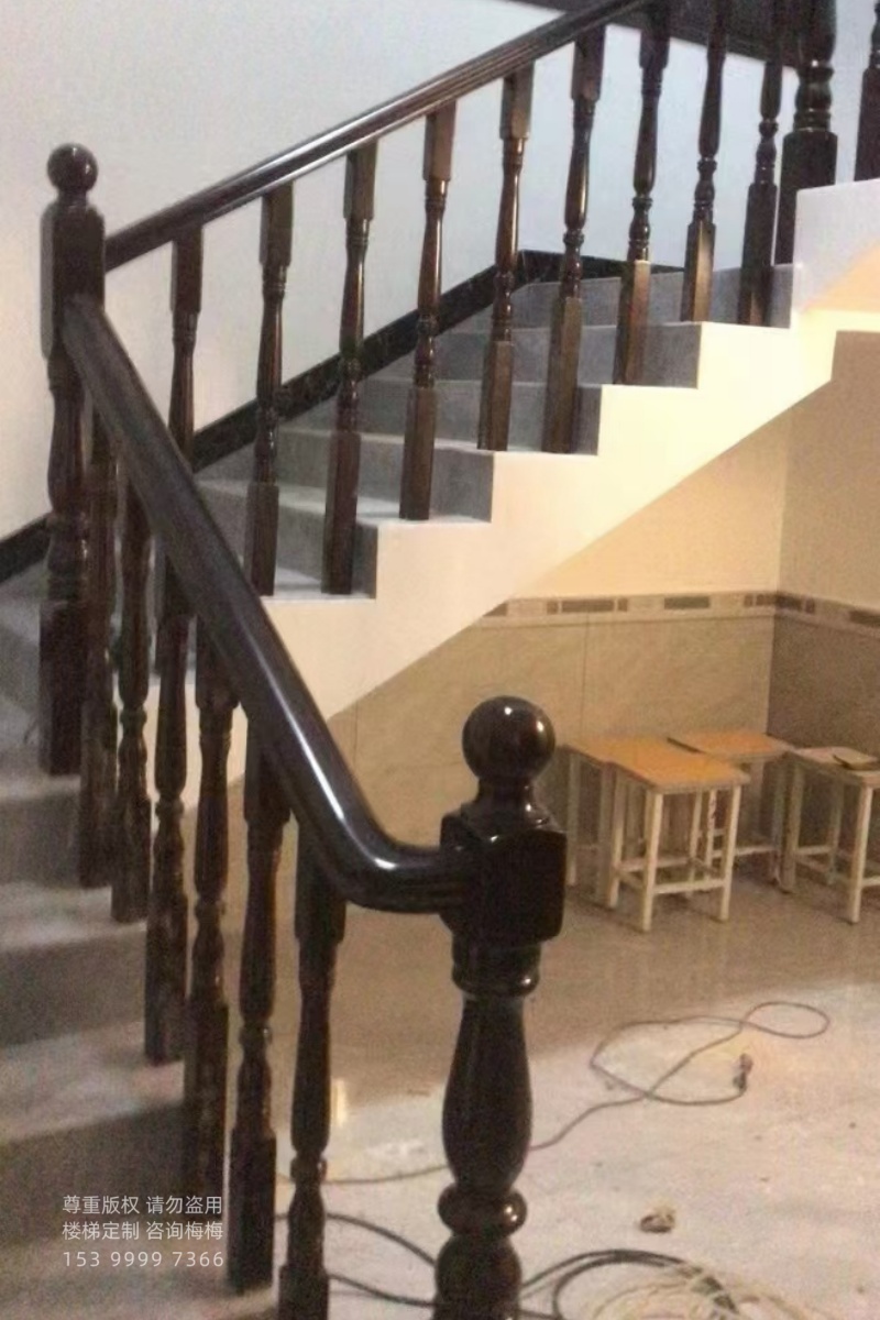 自建房楼梯扶手