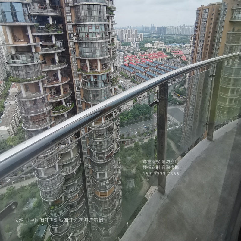 玻璃护栏
