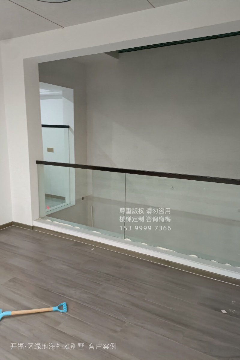 楼梯扶手效果图